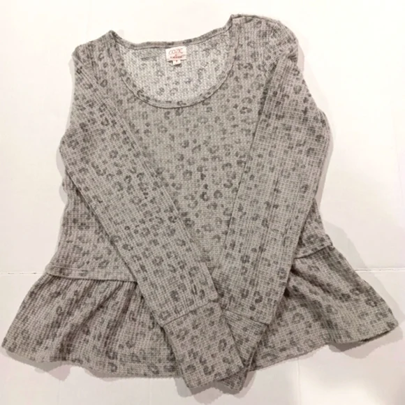 Cozie by Pink Rose Women's (Size S) Dk & Lt Gray Leopard Print Long Sleeve Top - Picture 6 of 8